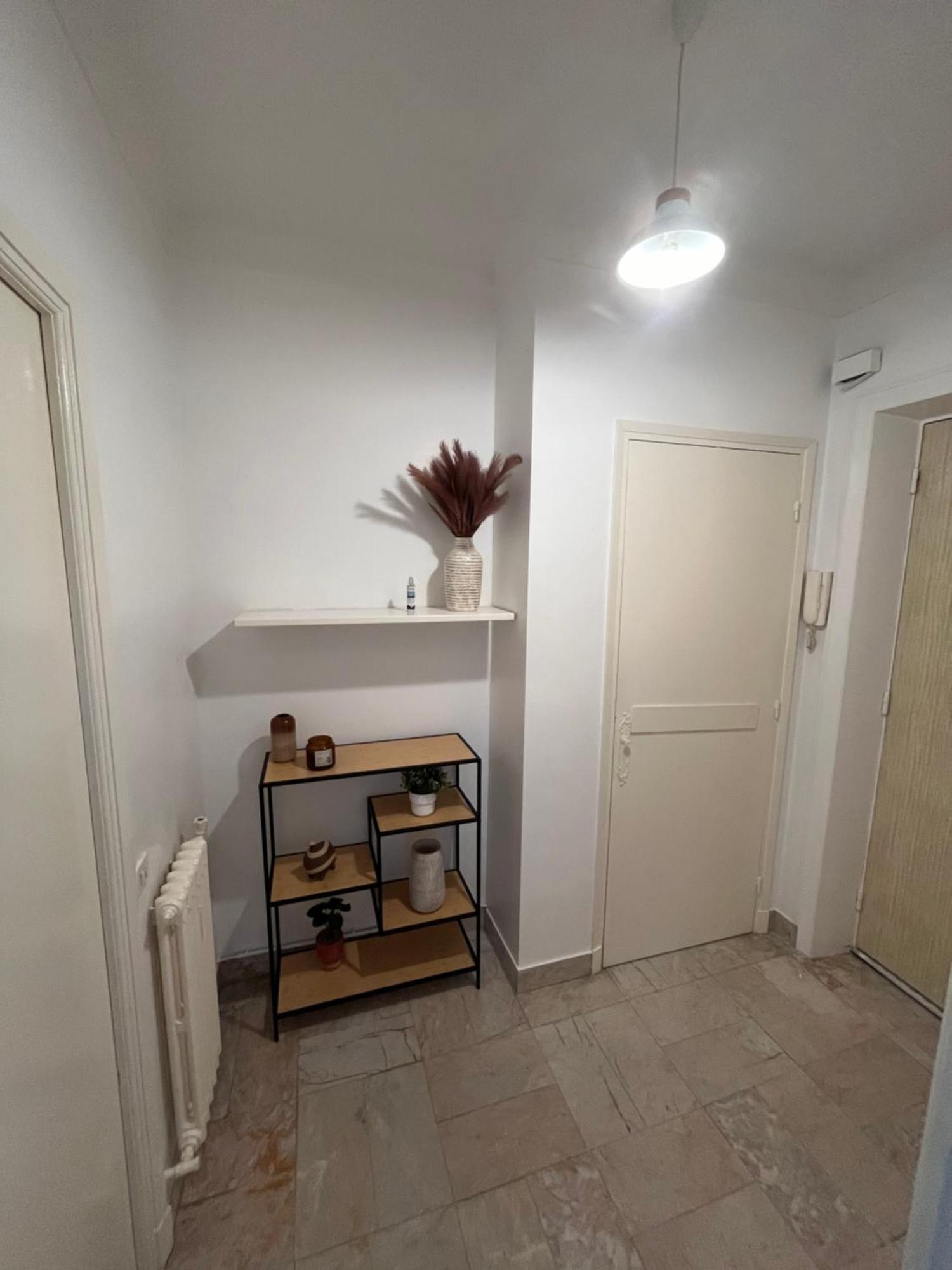 Studio calme à deux pas de la mer avec jardin et parking privé Beaulieu-sur-Mer Extérieur photo